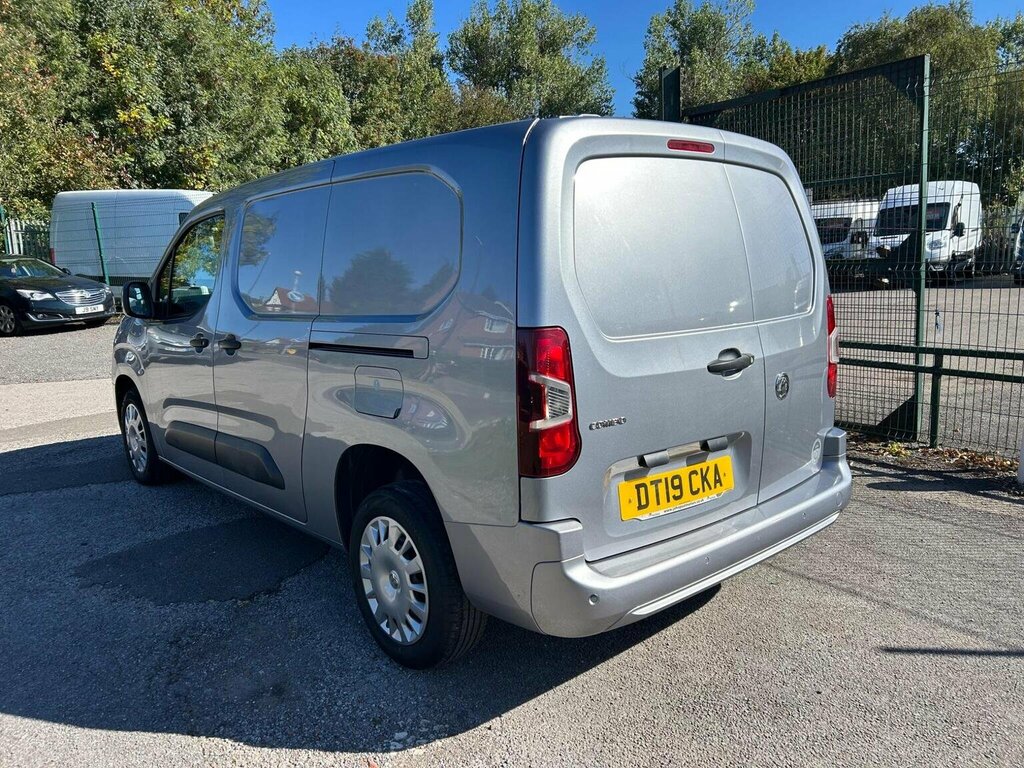 Vauxhall Combo 1.6 Turbo D 2300 Sportive L2 H1 Euro 6 Ss DT19CKA Grey #6