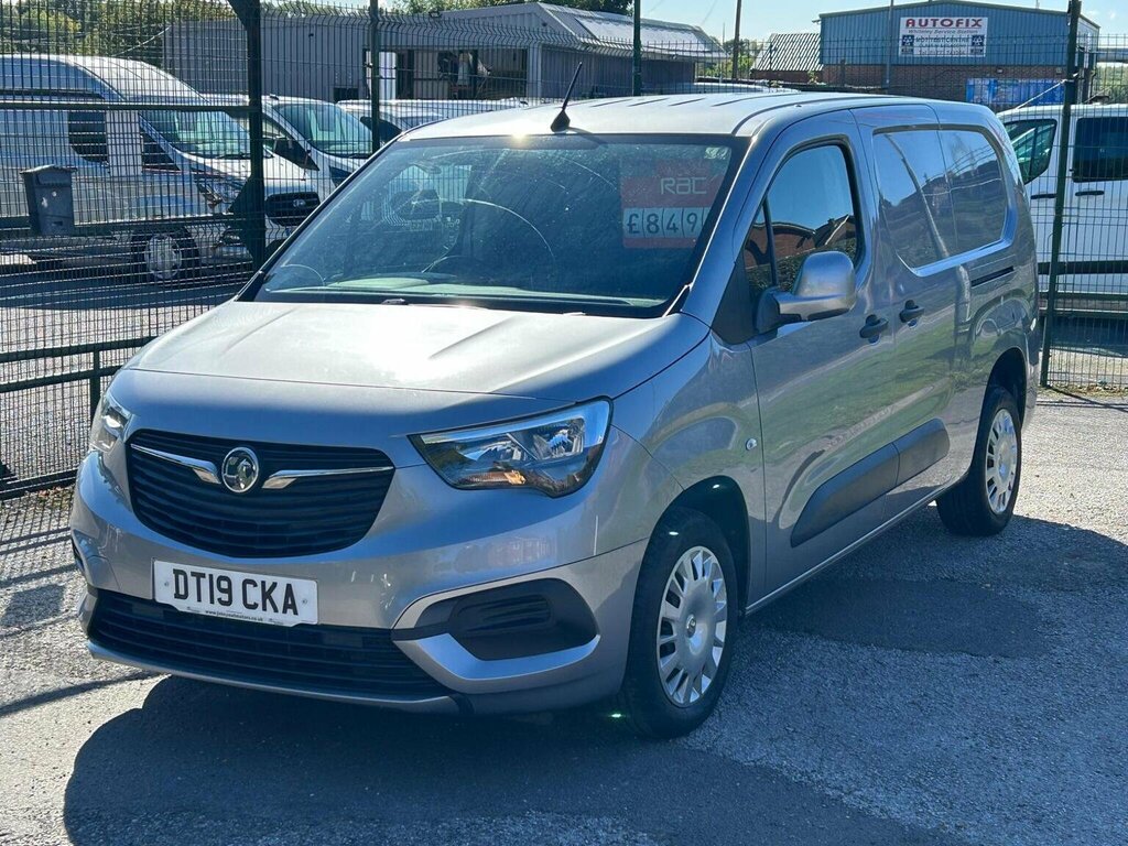 Vauxhall Combo 1.6 Turbo D 2300 Sportive L2 H1 Euro 6 Ss Grey