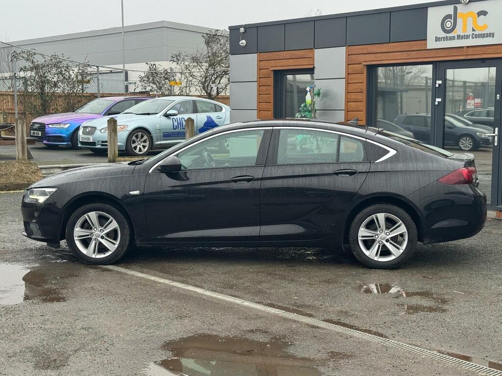 Vauxhall Insignia 1.5 Turbo D Sri Nav Grand Sport Euro 6 Ss KW21RYU Black #2