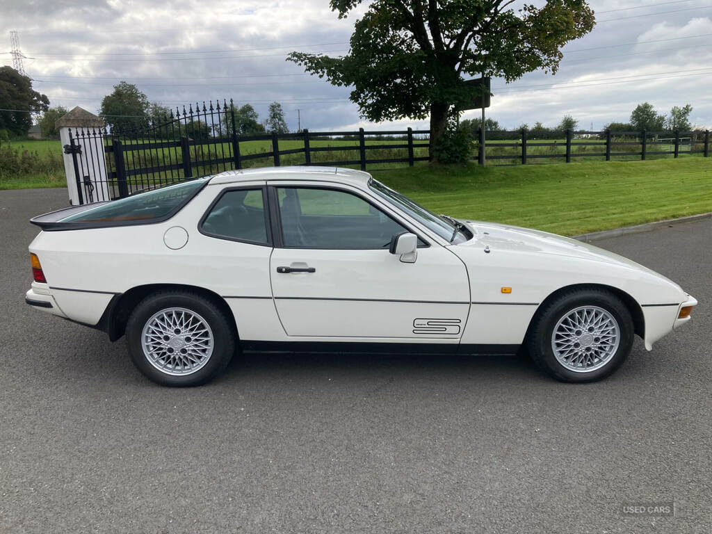 Porsche 924 2.5 S  #4