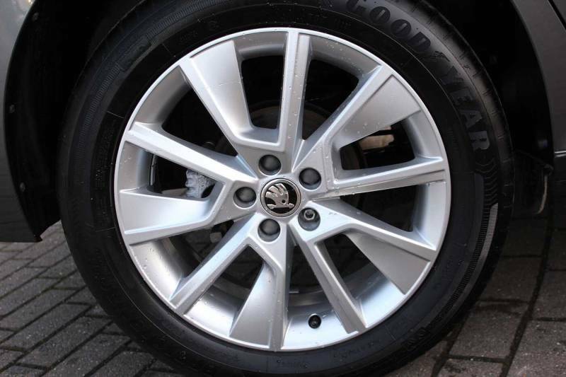 Skoda Kamiq 1.0 Tsi 110Ps Se Drive Suv - 2023 73 GF73TKZ Grey #5