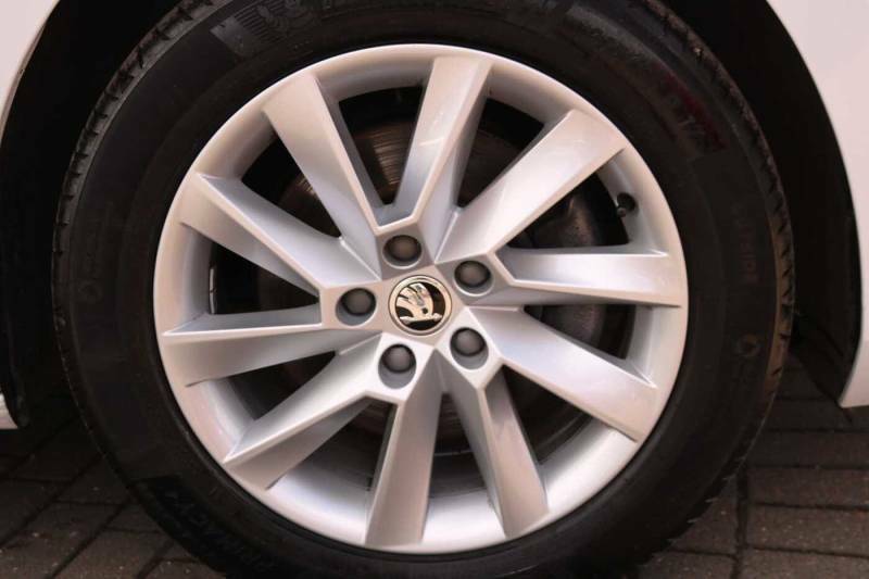 Skoda Superb 2.0Tdi 150Ps Se Technology Dsg - 2024 73 FH73YDV White #5