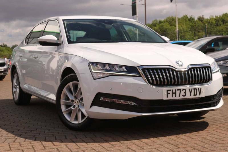 Skoda Superb 2.0Tdi 150Ps Se Technology Dsg - 2024 73 White