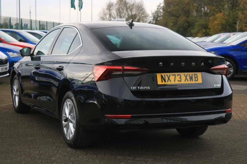 Skoda Octavia 1.5 Tsi E-tec Se L Dsg - 2023 73 Black #3