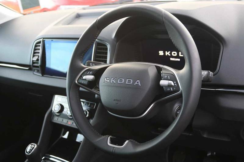 Skoda Karoq 1.5 Tsi Se L Edition - 2025 75 Black #6