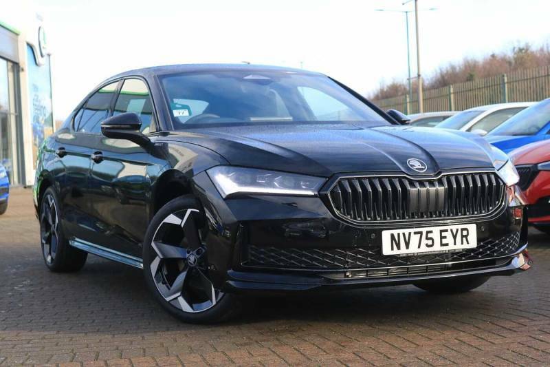 Skoda Superb 1.5 Tsi E-tec Sportline Dsg - 2025 75 Black