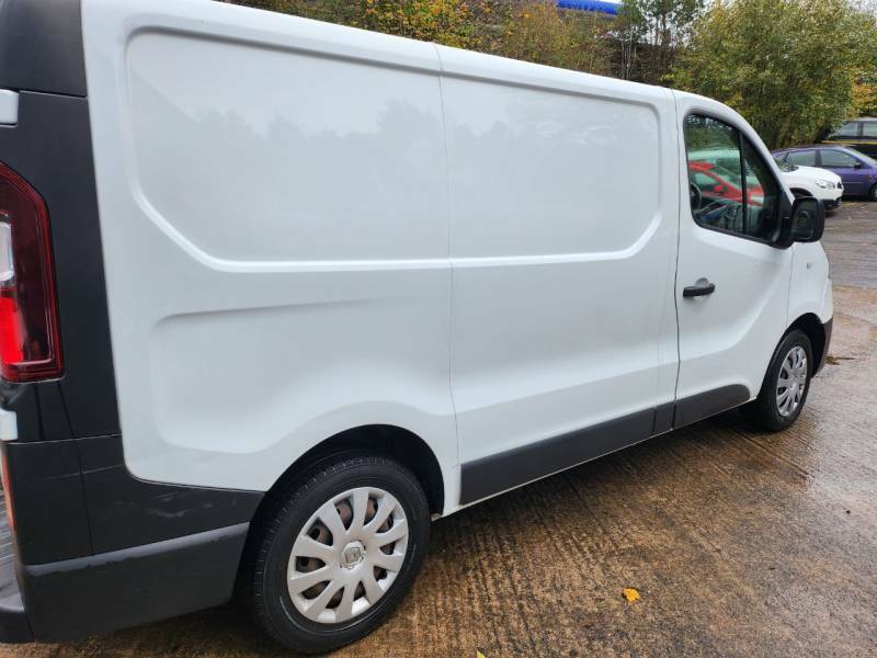 Renault Trafic Sl29 Energy Dci 120 Business Van - 2015 15 White #2