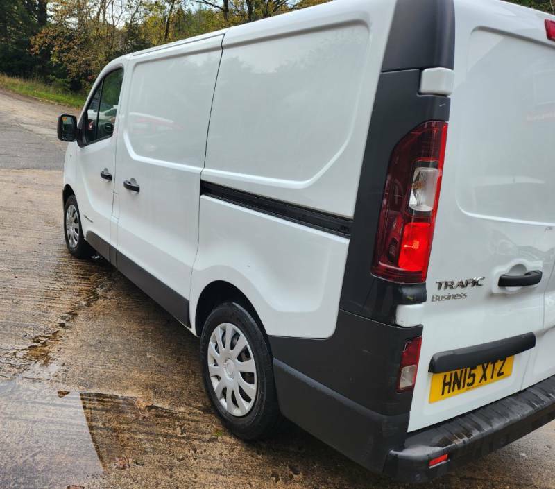 Renault Trafic Sl29 Energy Dci 120 Business Van - 2015 15 White #5