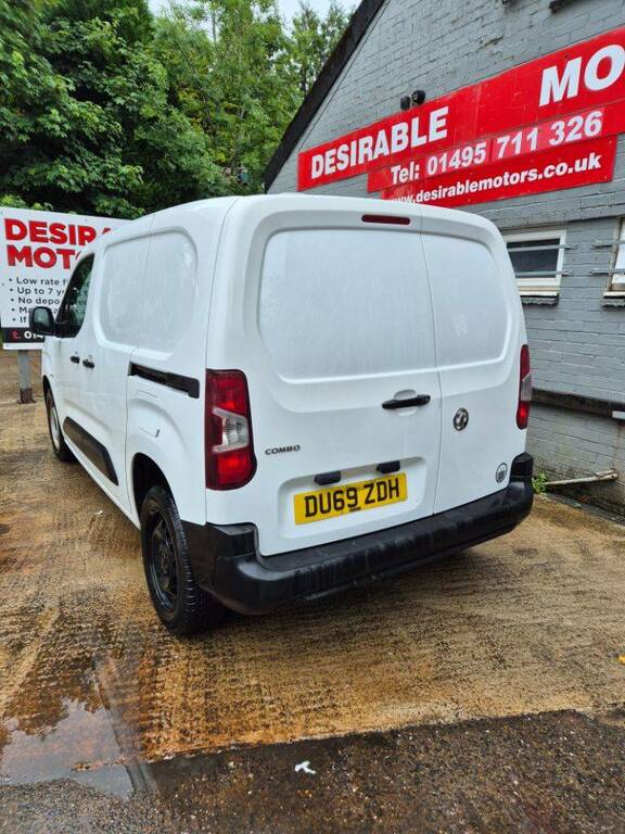 Vauxhall Combo 2300 1.6 Turbo D 100Ps H1 Edition Van - 2019 69 DU69ZDH White #6