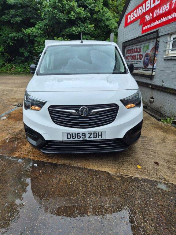 Vauxhall Combo 2300 1.6 Turbo D 100Ps H1 Edition Van - 2019 69 DU69ZDH White #3
