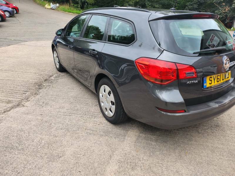 Vauxhall Astra 1.4I 16V Exclusiv - 2011 61 Grey #4