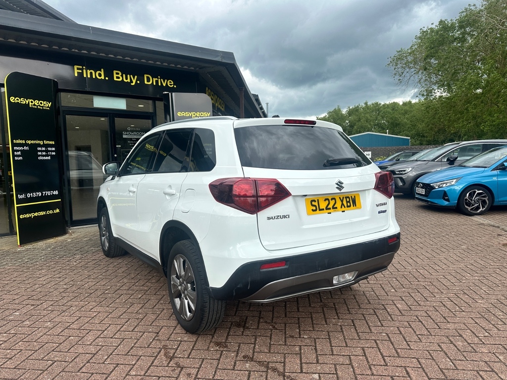 Suzuki Vitara 1.4 Boosterjet 48V Hybrid Sz-t Estate White #3