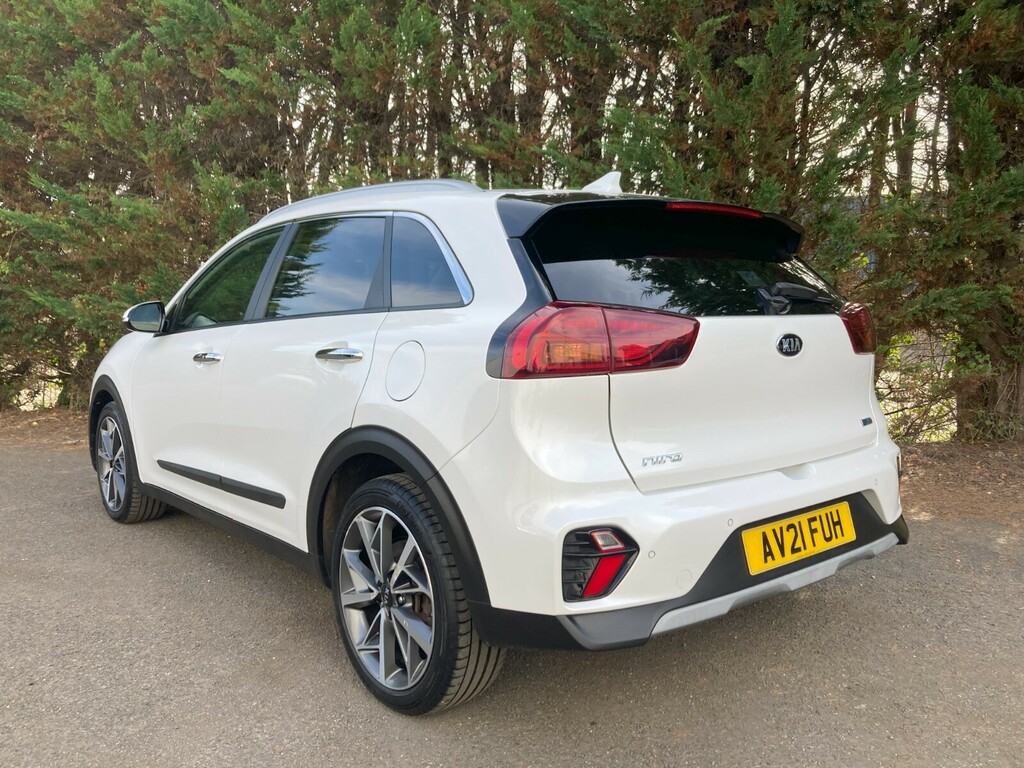 Kia Niro 1.6 Gdi Hybrid 4 Dct Estate AV21FUH White #5