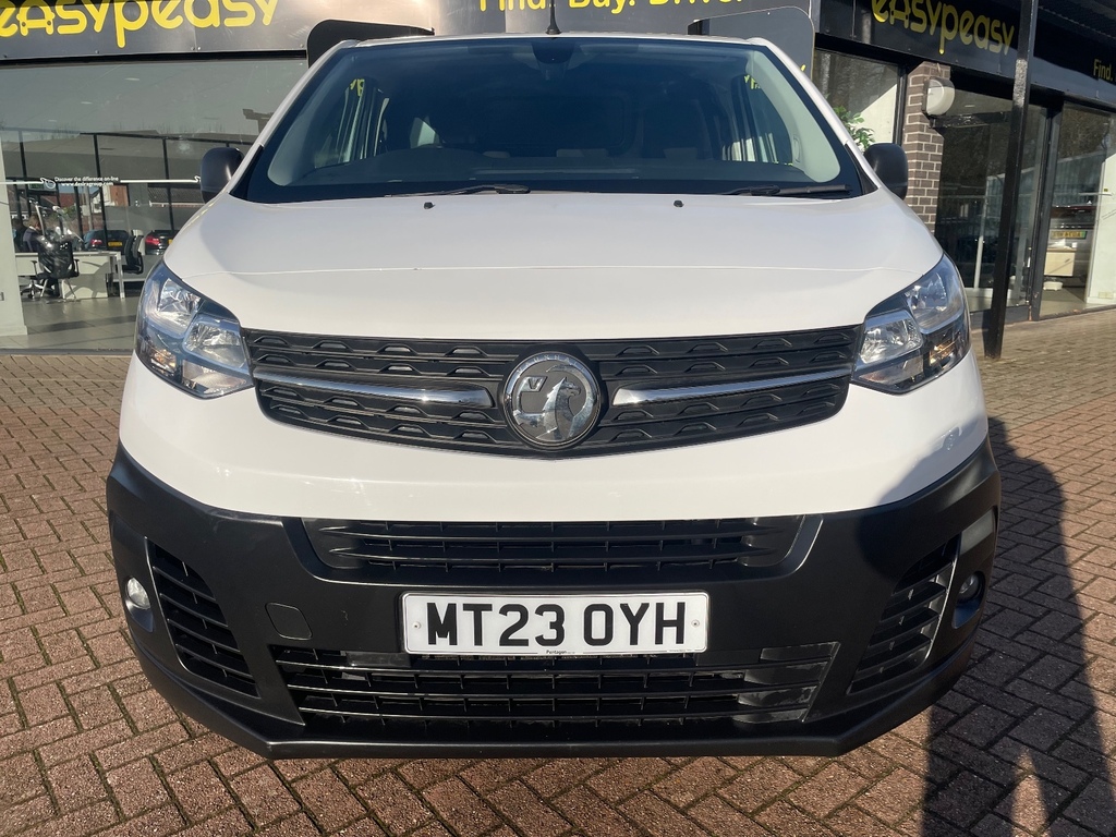 Vauxhall Vivaro 2700 1.5D 120Ps Prime H1 Van White