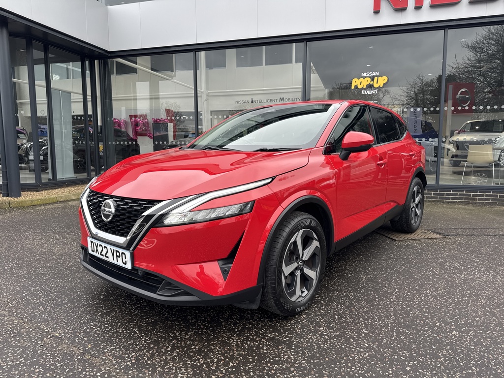 Nissan Qashqai 1.3 Dig-t Mh 158 N-connecta 4Wd Xtronic DX22YPO Red #4