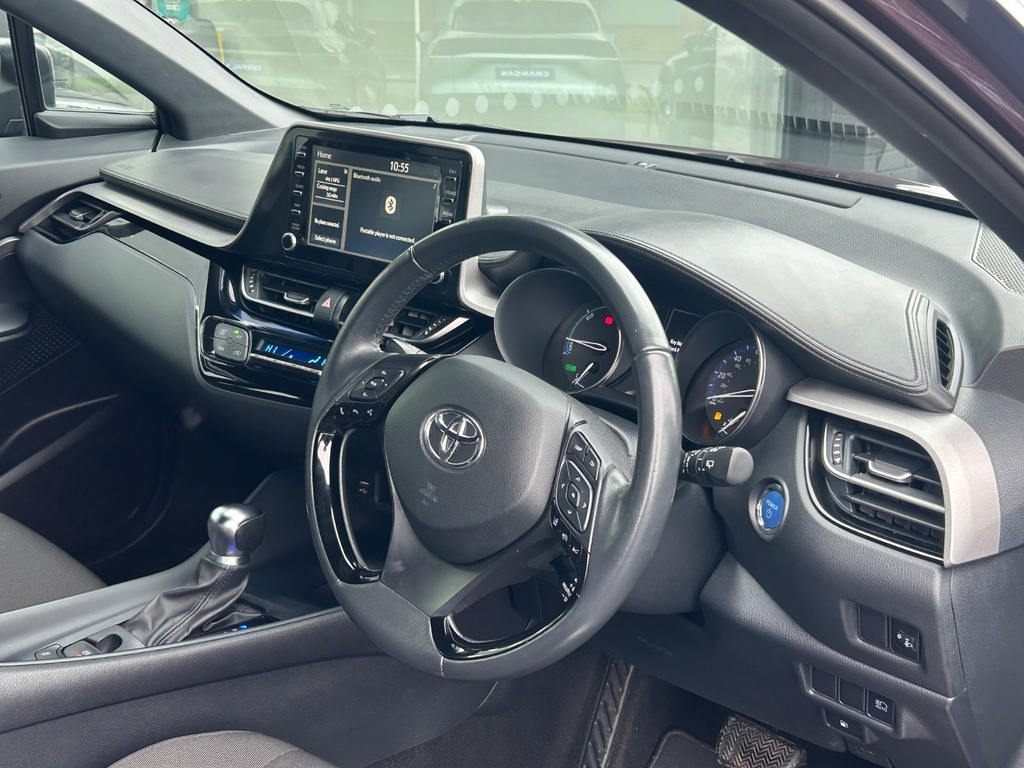 Toyota C-Hr 1.8 Hybrid Icon Cvt HF72YJY Purple #2