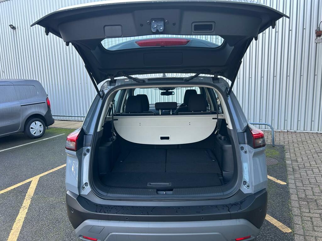 Nissan X-Trail 1.5 E-power E-4orce 213 Acenta Prem 7 St LG24MLK Grey #3