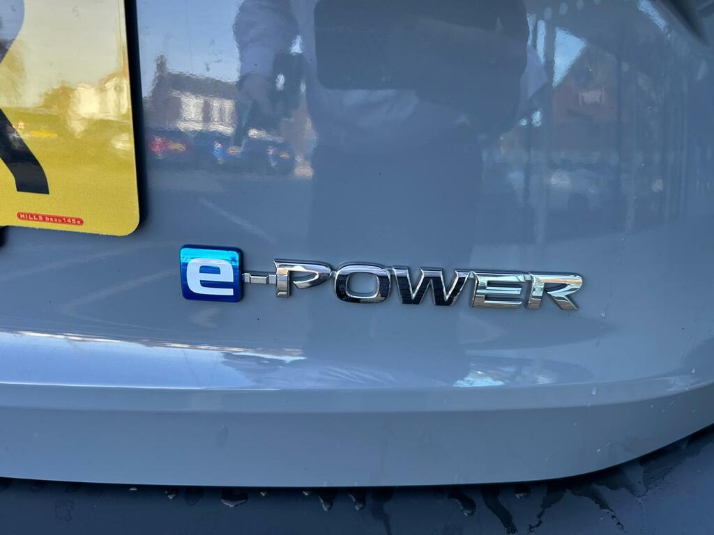 Nissan X-Trail 1.5 E-power E-4orce 213 Acenta Prem 7 St LG24MLK Grey #4