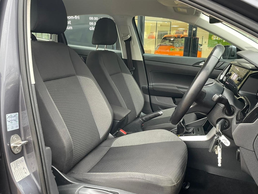 Volkswagen Taigo 1.0 Tsi Life PF72ZTS Grey #3