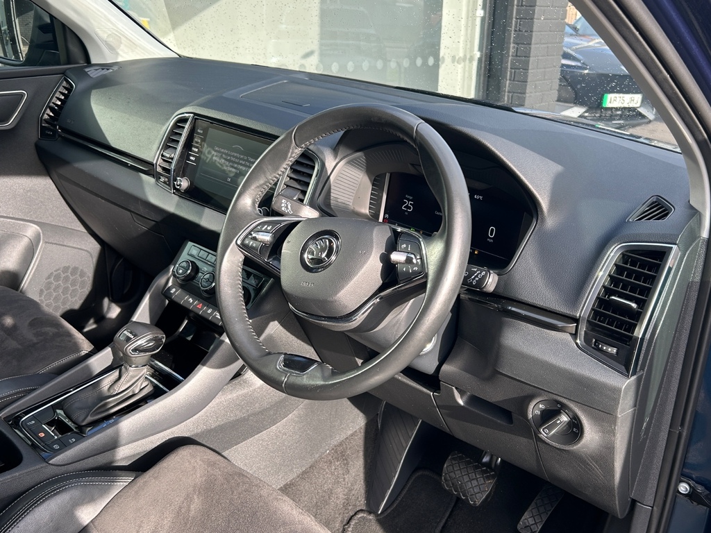 Skoda Karoq 1.5 Tsi Se L Dsg Estate KP72HCC Blue #2