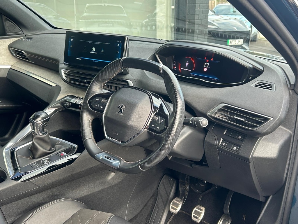 Peugeot 5008 1.5 Bluehdi Gt Estate GK71RFJ Blue #2