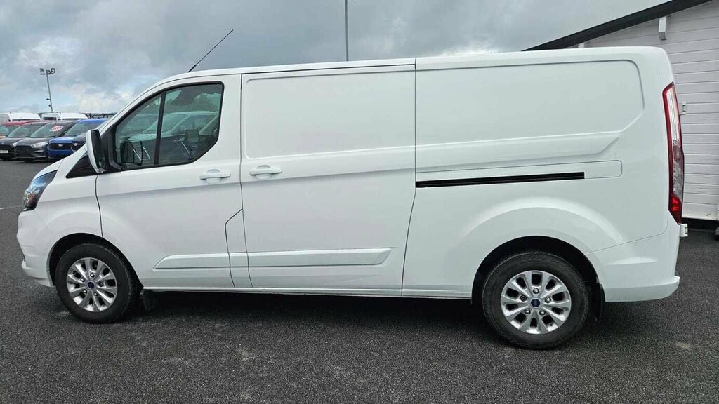 Ford Transit Custom Limited Lwb L2 2.0 Tdci 130Ps AVI5704 #2