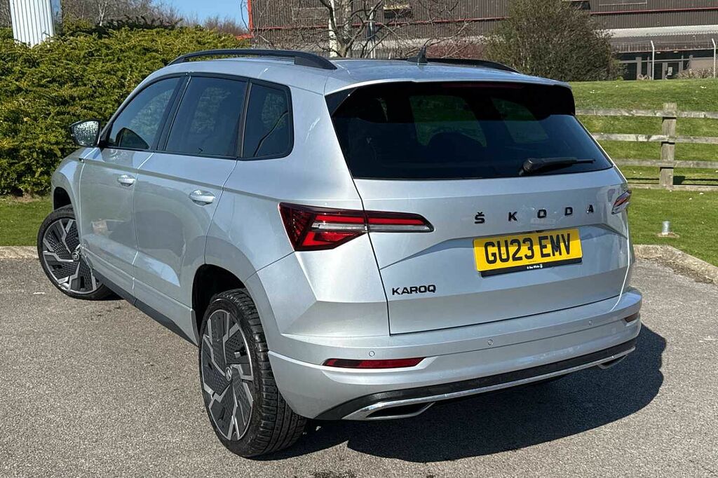 Skoda Karoq Suv 1.5 Tsi 150Ps Sportline Dsg Brilliant Silver GU23EMV Silver #3