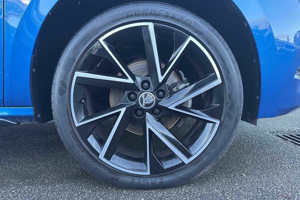 Skoda Kamiq 1.5 Tsi Monte Carlo Dsg Race Blue Metallic YC72FXP Blue #5