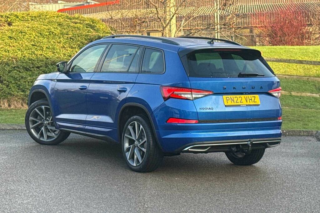 Skoda Kodiaq 1.5 Tsi Sport Line Dsg 7 Seat PN22VHZ Blue #3