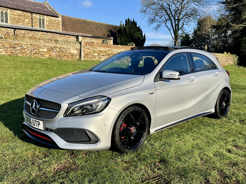 Mercedes-Benz A Class Hatchback 2.0 A250 Amg 201616 Silver #6