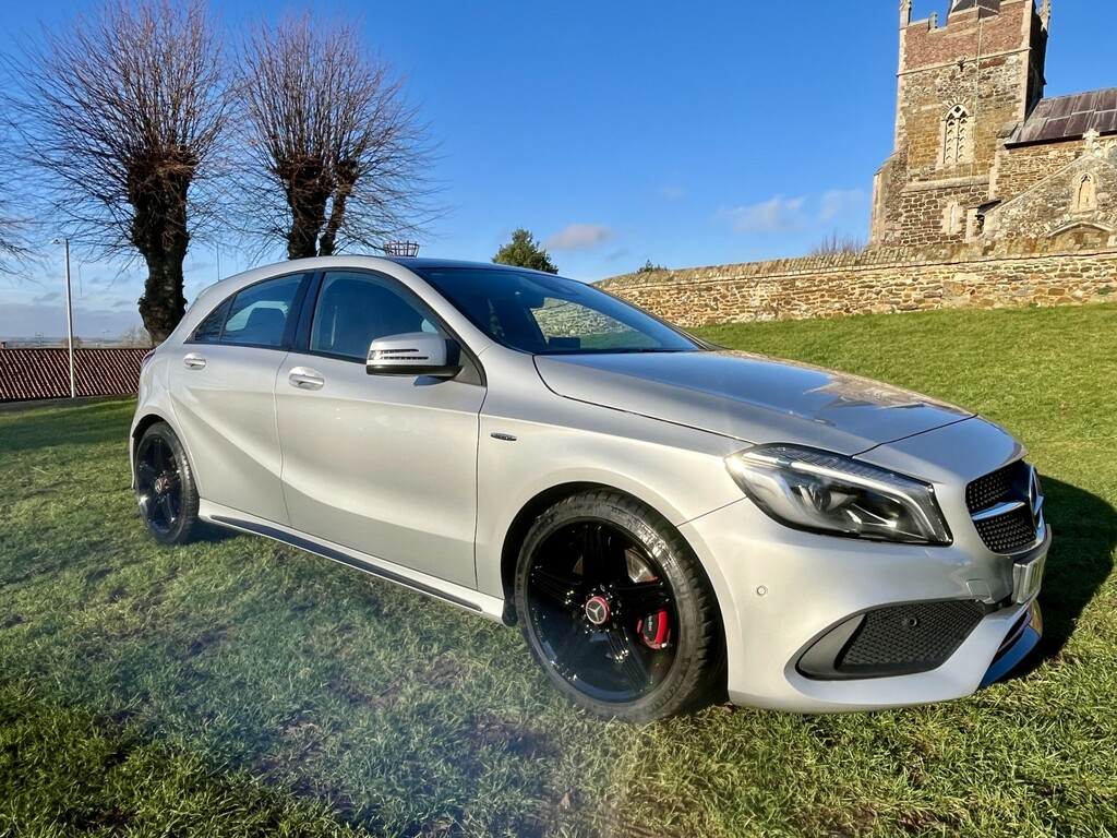 Mercedes-Benz A Class Hatchback 2.0 A250 Amg 201616 Silver #4