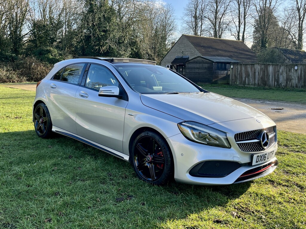 Mercedes-Benz A Class Hatchback 2.0 A250 Amg 201616 Silver #5