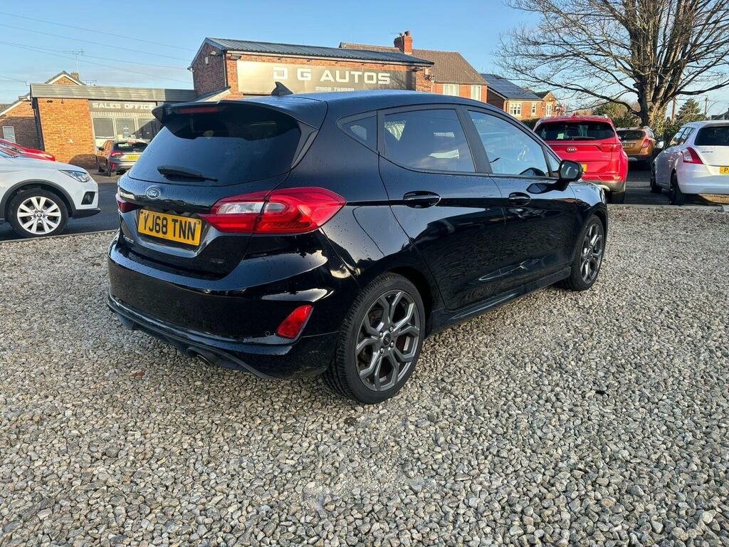 Ford Fiesta Hatchback Grey #4