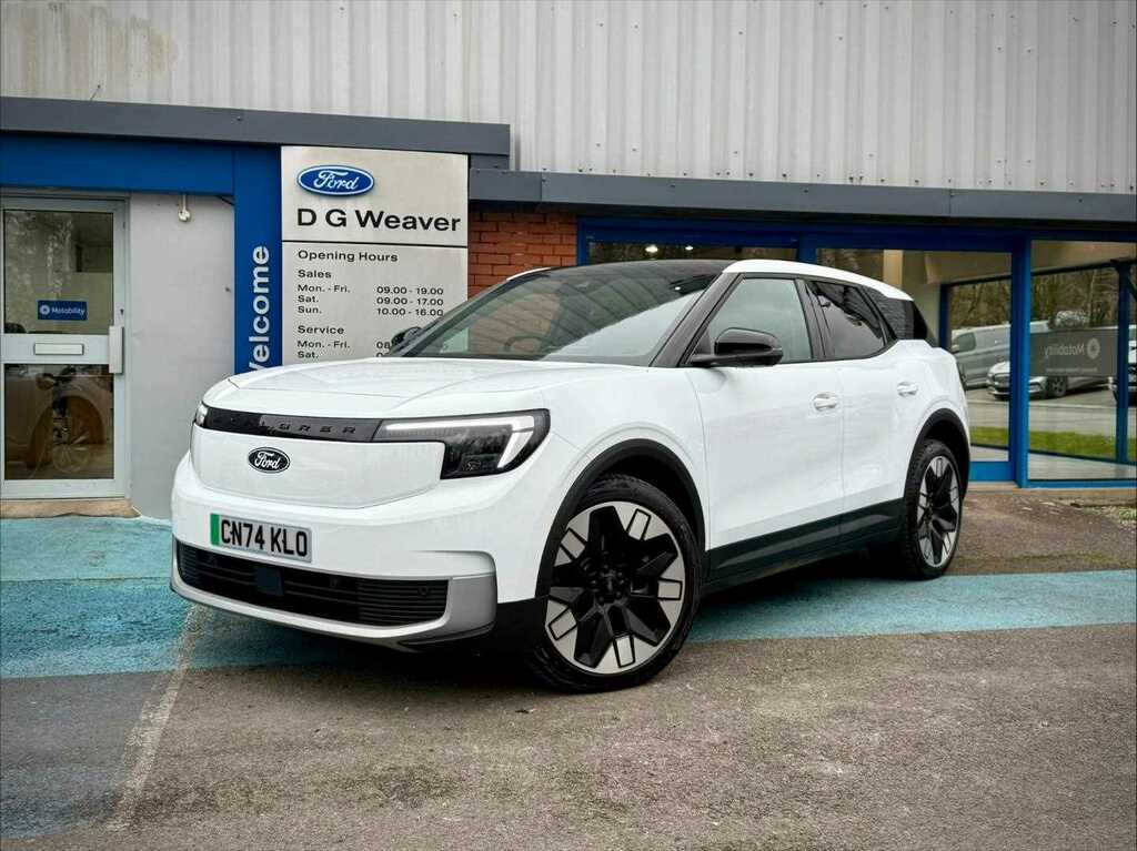 Ford Explorer Premium 79Kwh White
