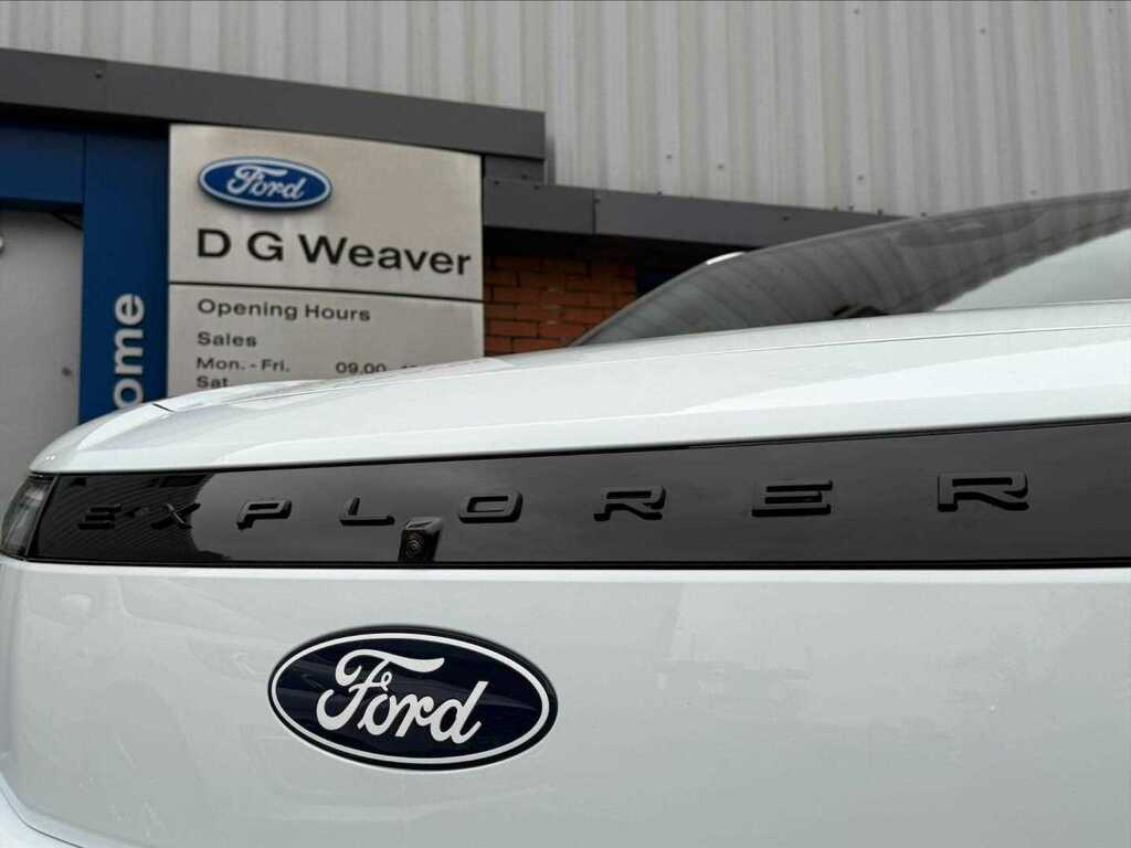 Ford Explorer Premium 79Kwh CN74KLO White #3