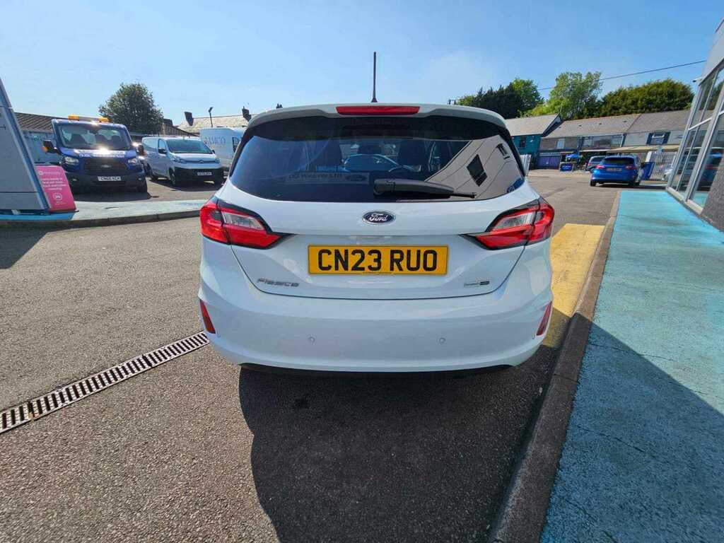 Ford Fiesta Titanium CN23RUO White #4