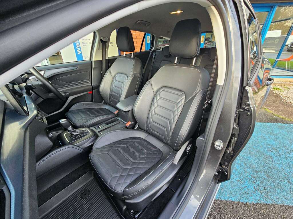 Ford Focus Active X Estate CN24SVO Grey #5