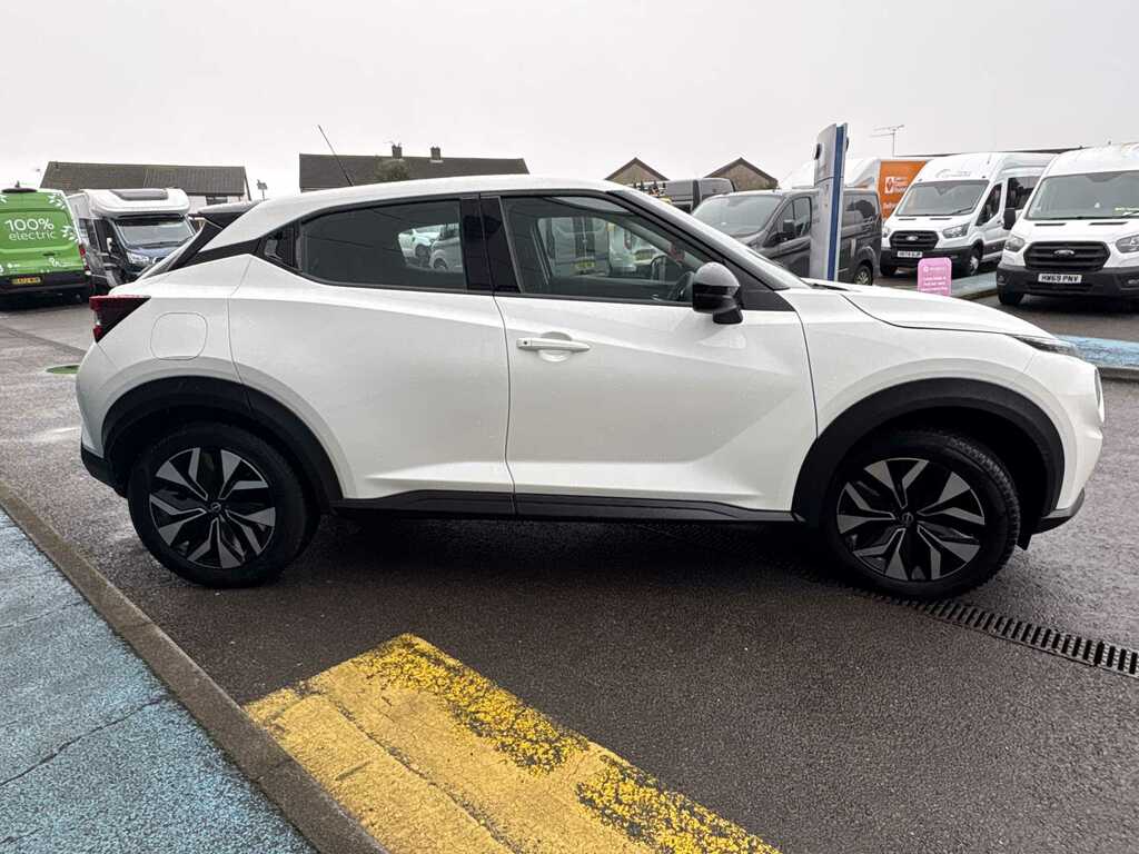 Nissan Juke Acenta Dig-t FY72VOB White #5
