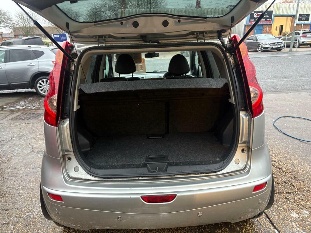 Nissan Note 1.4 16V N-tec Euro 5 PX13YNF Silver #4