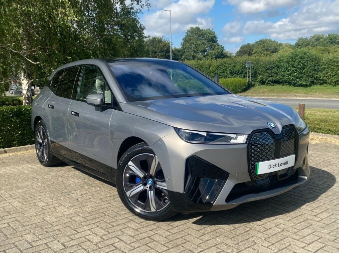 BMW iX 50 111.5Kwh M Sport Xdrive 11Kw Charger Grey