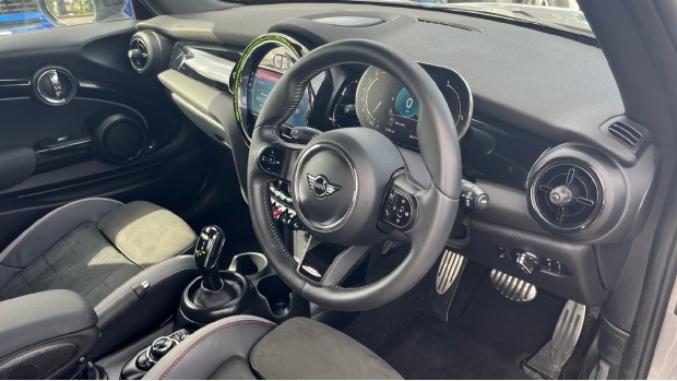 Mini Hatch Cooper Sport Steptronic Euro 6 DF73BYO Silver #6