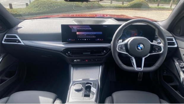 BMW 3 Series 320I M Sport Touring Euro 6 WX75RZB Red #4