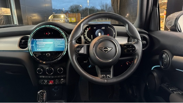 Mini Hatch Cooper Exclusive Steptronic Euro 6 WR73VRF Black #5