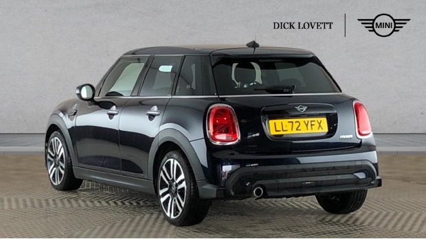 Mini Hatch Cooper Exclusive Steptronic Euro 6 LL72YFX Black #2