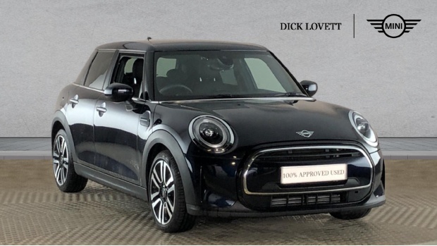Mini Hatch Cooper Exclusive Steptronic Euro 6 LL72YFX Black