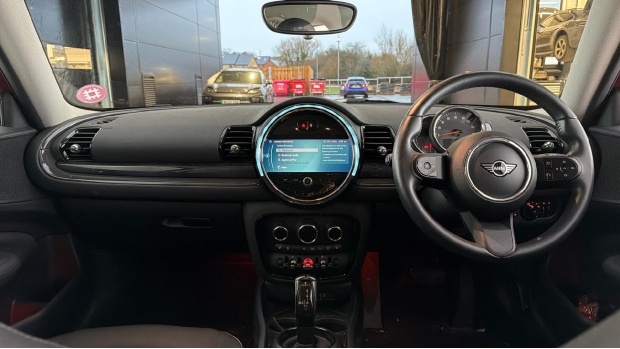 Mini Clubman Cooper Classic Steptronic Euro 6 Red #4