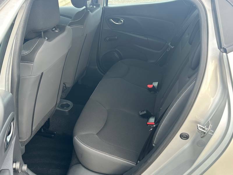 Renault Clio 1.5 Dci 90 Play - 2017 67 DU67LVE Grey #2