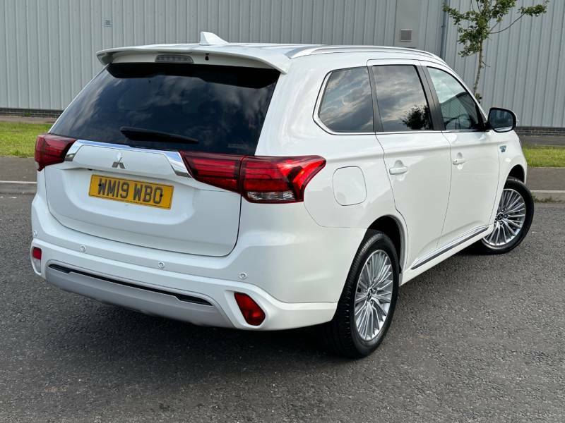 Mitsubishi Outlander 2.4 Phev 4Hs - 2019 19 WM19WBO White #2