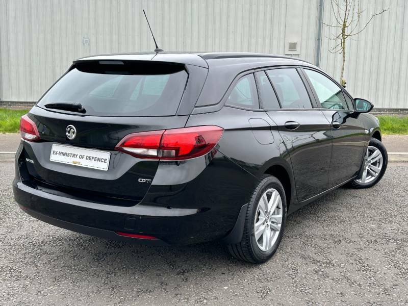 Vauxhall Astra 1.6 Cdti 16V Design - 2018 18 MC18YNH Black #2