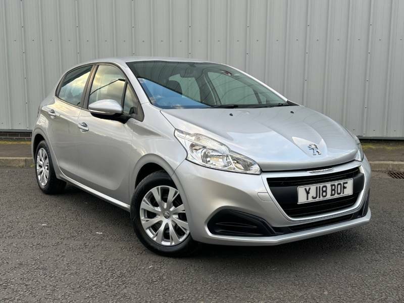 Peugeot 208 208 Access Ac Blue Hdi - 2018 68 Silver